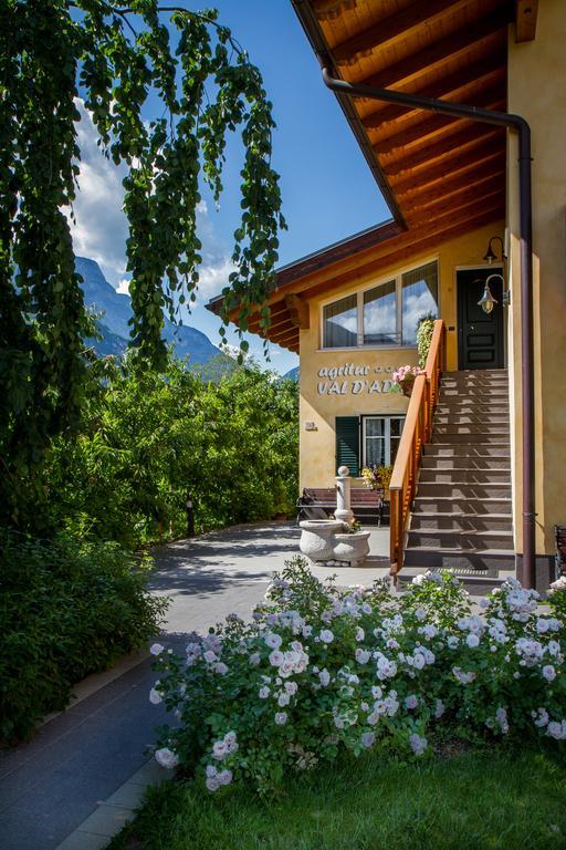 Agritur Val D'Adige Acomodação com café da manhã Trento Exterior foto